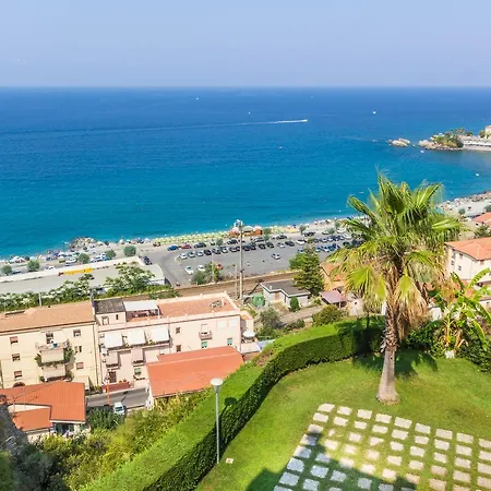 Nettuno Palace Belvedere Marittimo