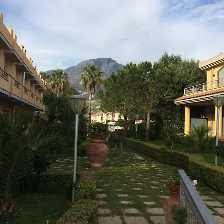 Nettuno Palace Belvedere Marittimo