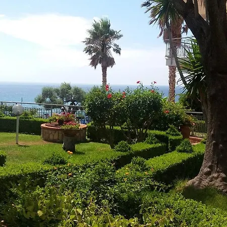 ホテル Nettuno Palace