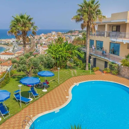 Nettuno Palace Szálloda 4*