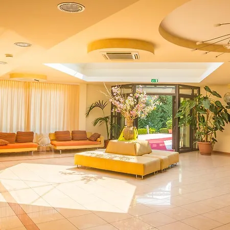 Nettuno Palace ベルヴェデーレ・マリッティモ